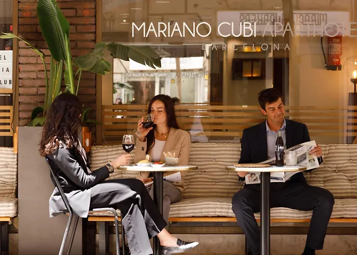 Отель Mariano Cubi 4*