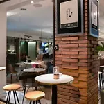 Hotel Mariano Cubi