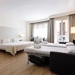 Mariano Cubi Hotel 4*