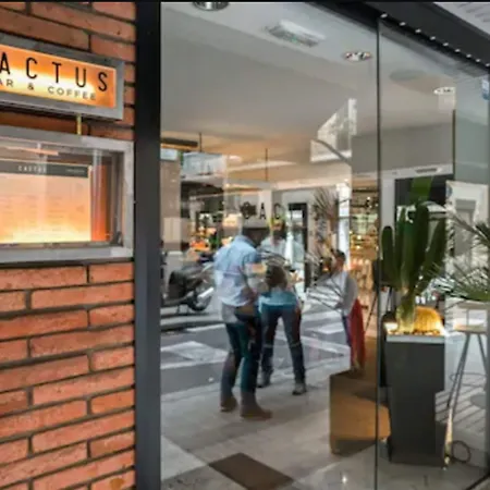 Mariano Cubi Hotel 4*