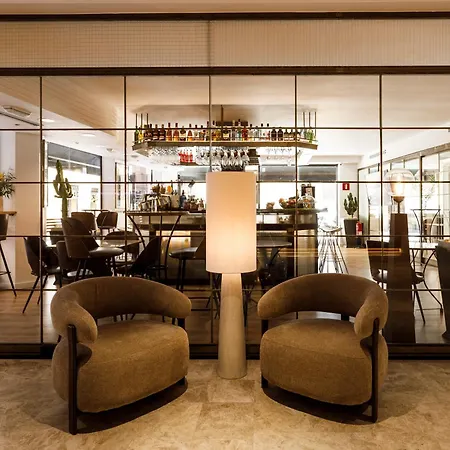 Mariano Cubi Hotel