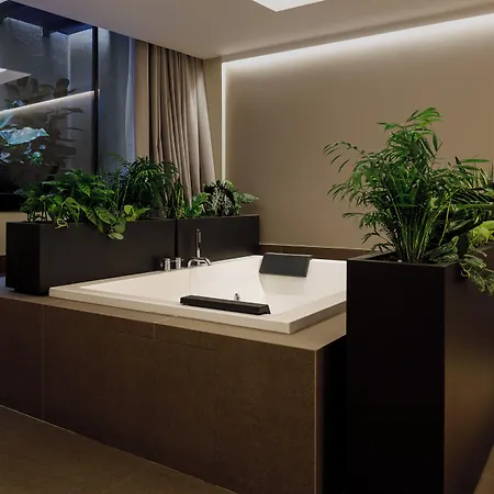 Mariano Cubi Hotel 4*