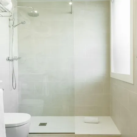 Mariano Cubi Hotel 4*