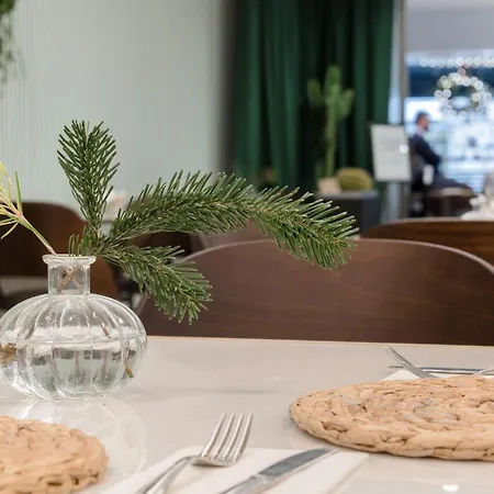 Mariano Cubi Otel 4*